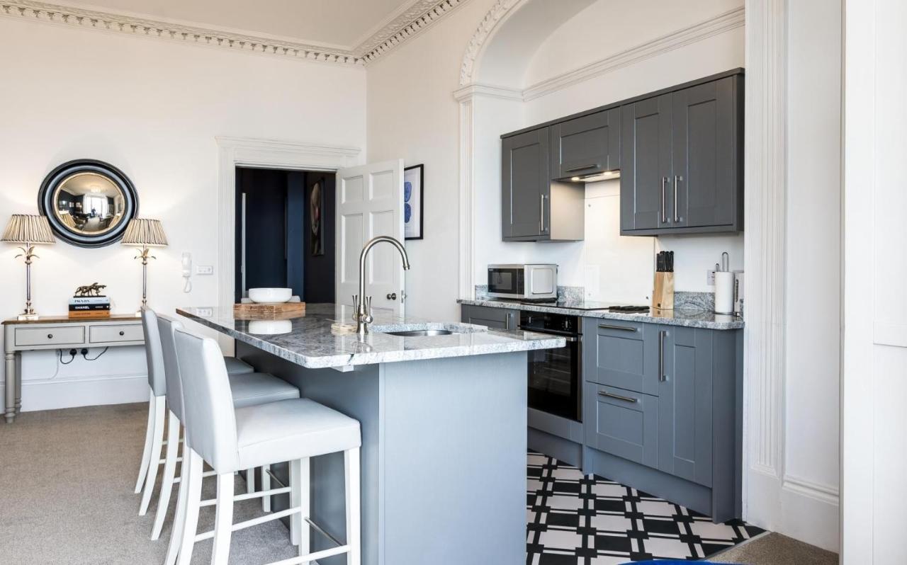 Fisherman'S Catch - Two Bedroom Luxury Apartment - Tenby Eksteriør billede